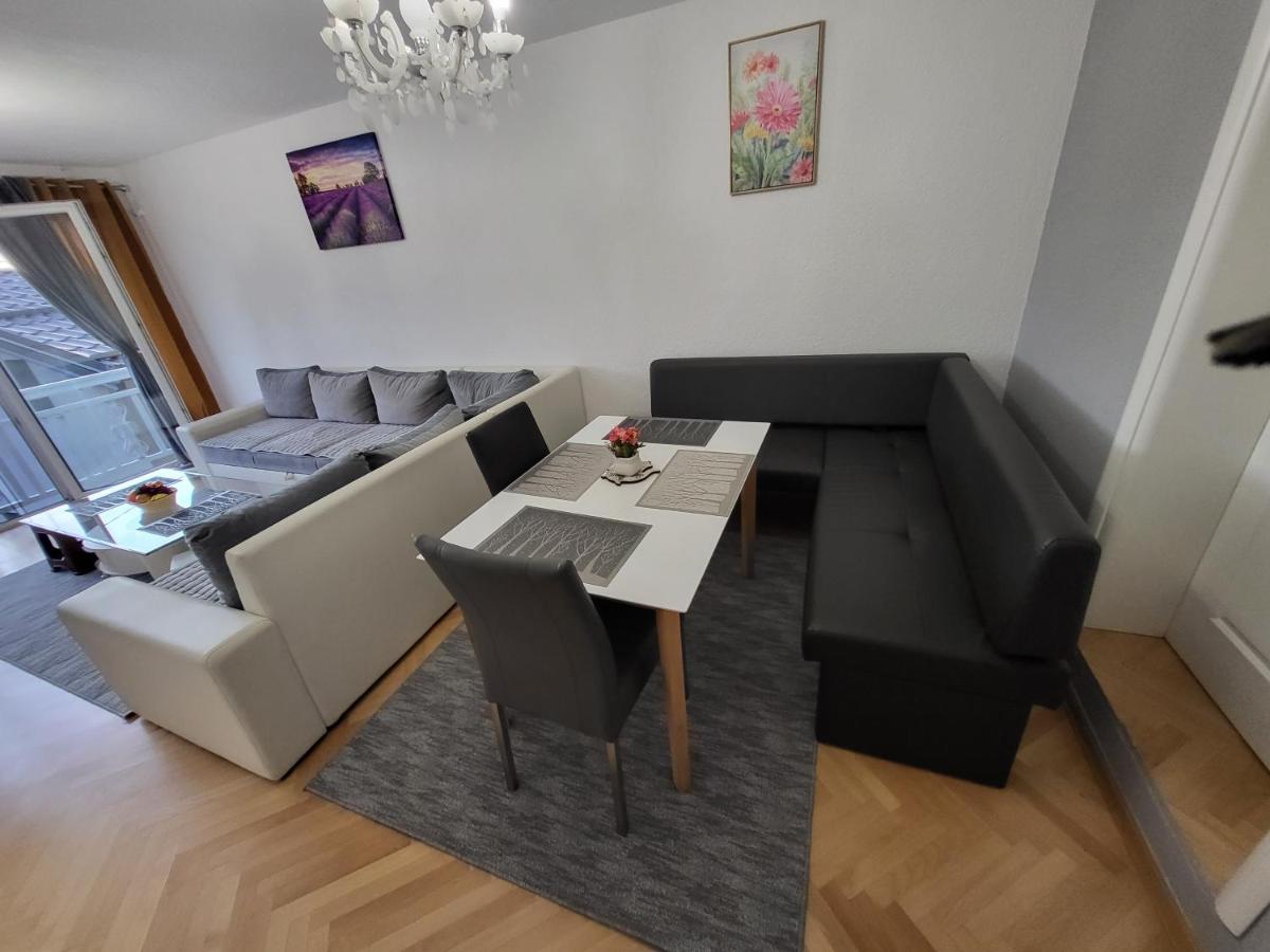 Deluxe Katana Dream House Old Town, With Parking Garage Apartment Sarajevo Bagian luar foto